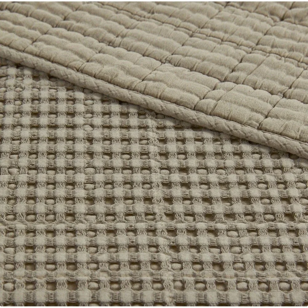 Levtex Home Mills Waffle Quilt Set King Cal King Wheat Cotton Textured $180 MSRP